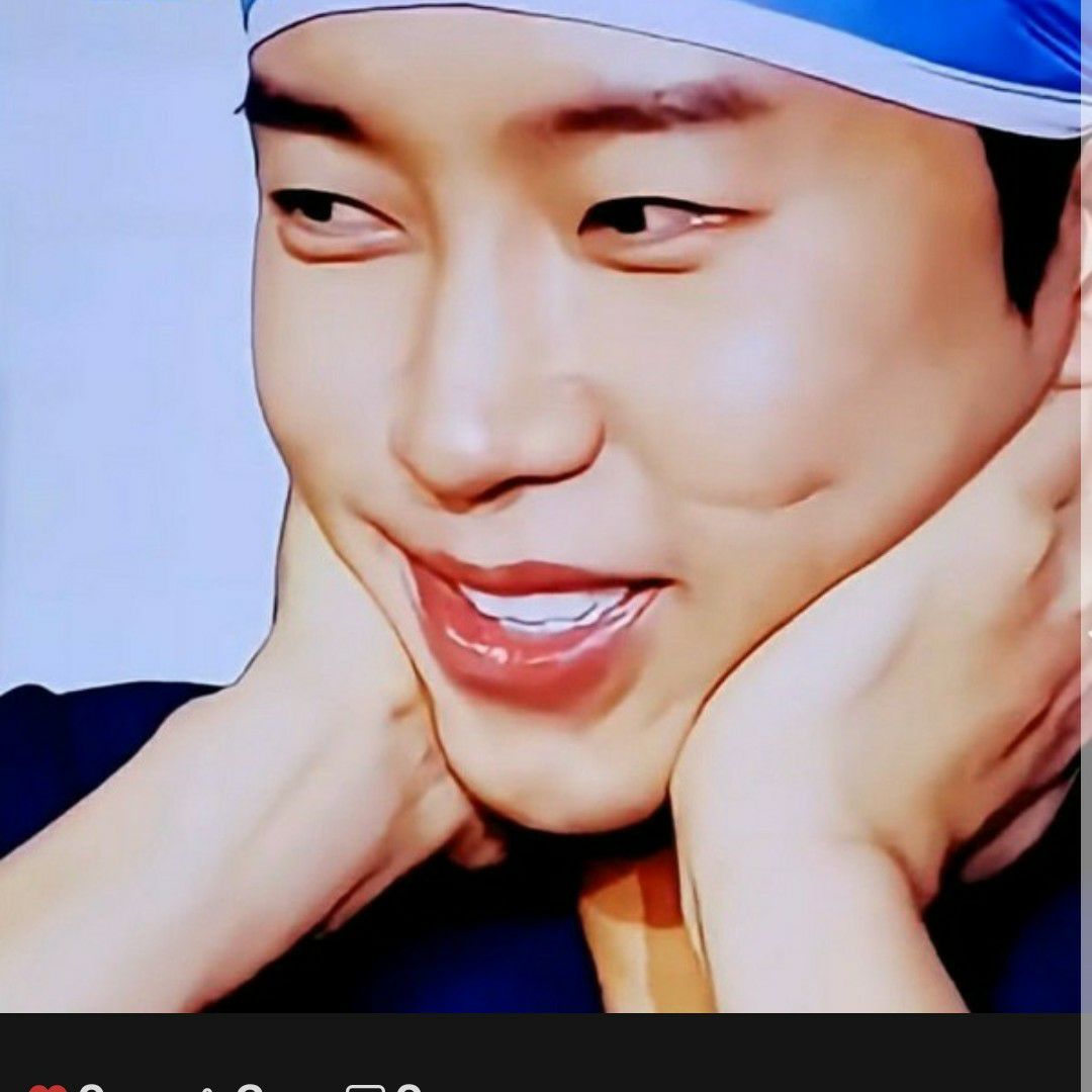 Foto kegiatan terbaru dari Lim Youngwoong