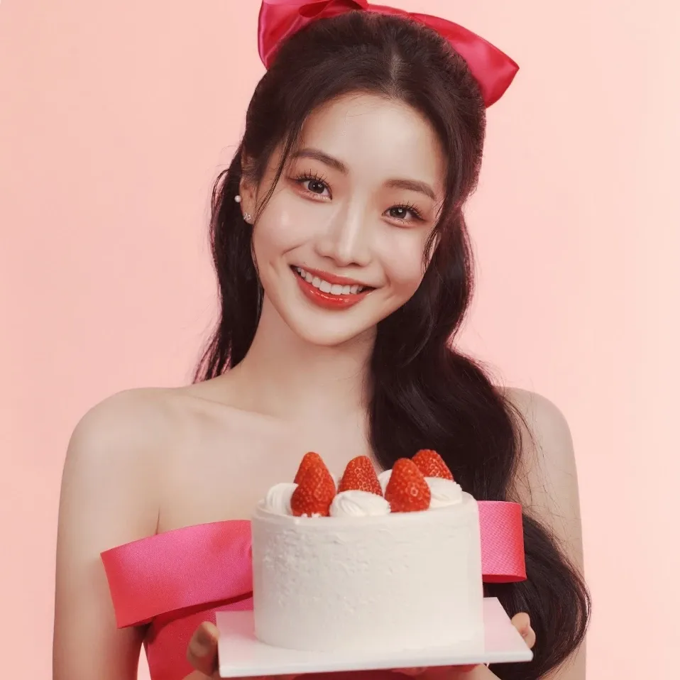 오늘 가장 핫한 셀럽 커뮤니티 피드