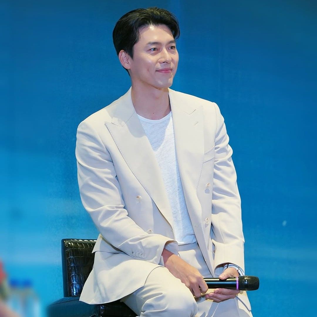 Foto terbaru dari Hyun Bin