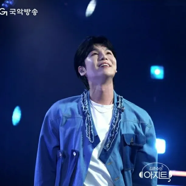 A moment captured by a fan of Kim Junsu (1991)