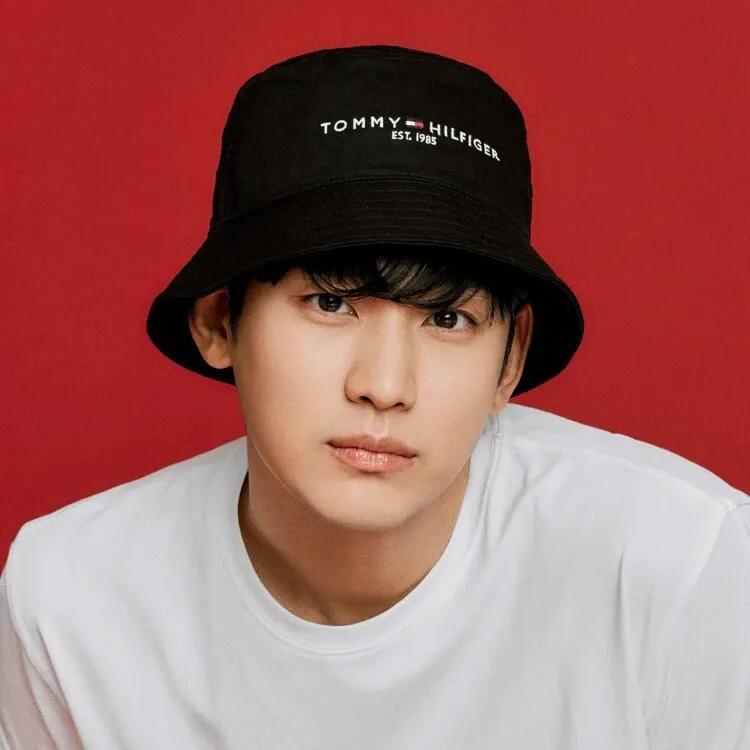 Behind-the-scenes cut of Kim Soohyun