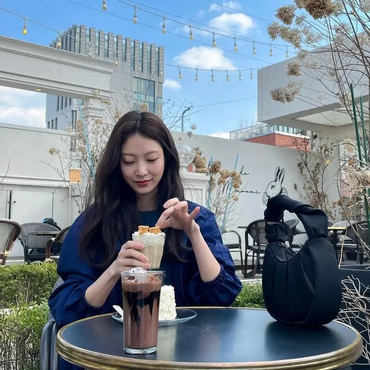 Behind-the-scenes cut of Gong Seungyeon