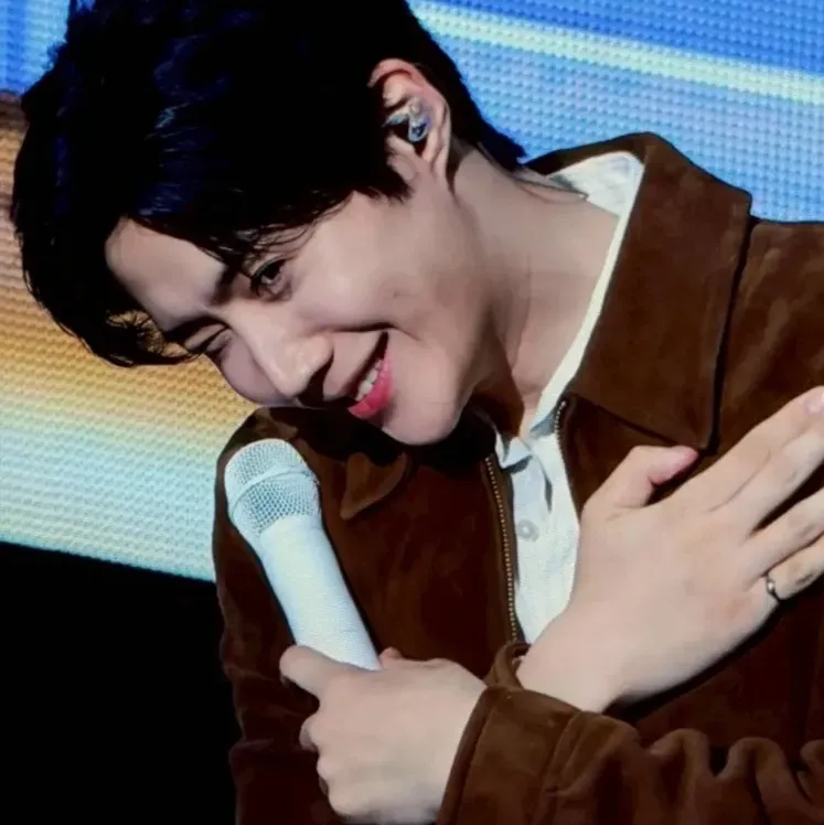 김선호 최근 활동샷