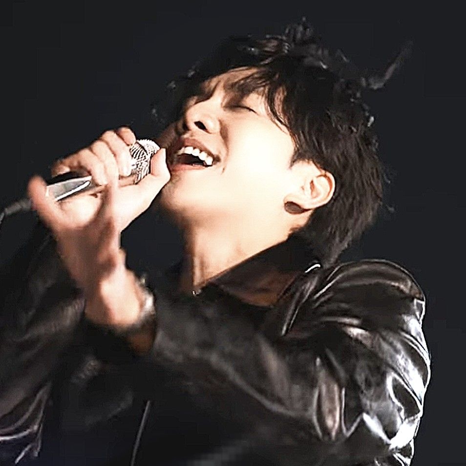 Momen yang diabadikan oleh penggemar Lee Seunggi