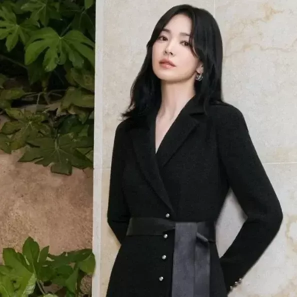 Recent activity shot of Song Hyekyo