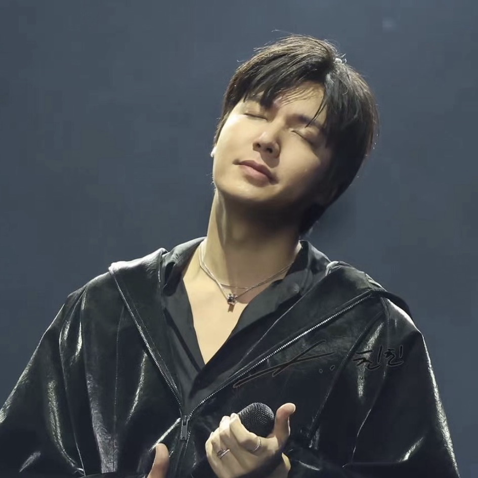 イ・ミンホの最新写真