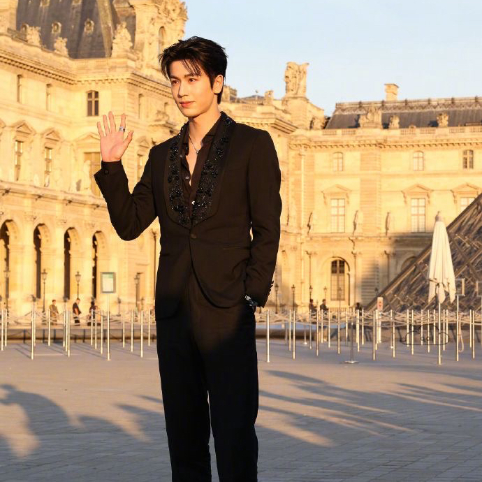 Latest photo of Zhang Linghe