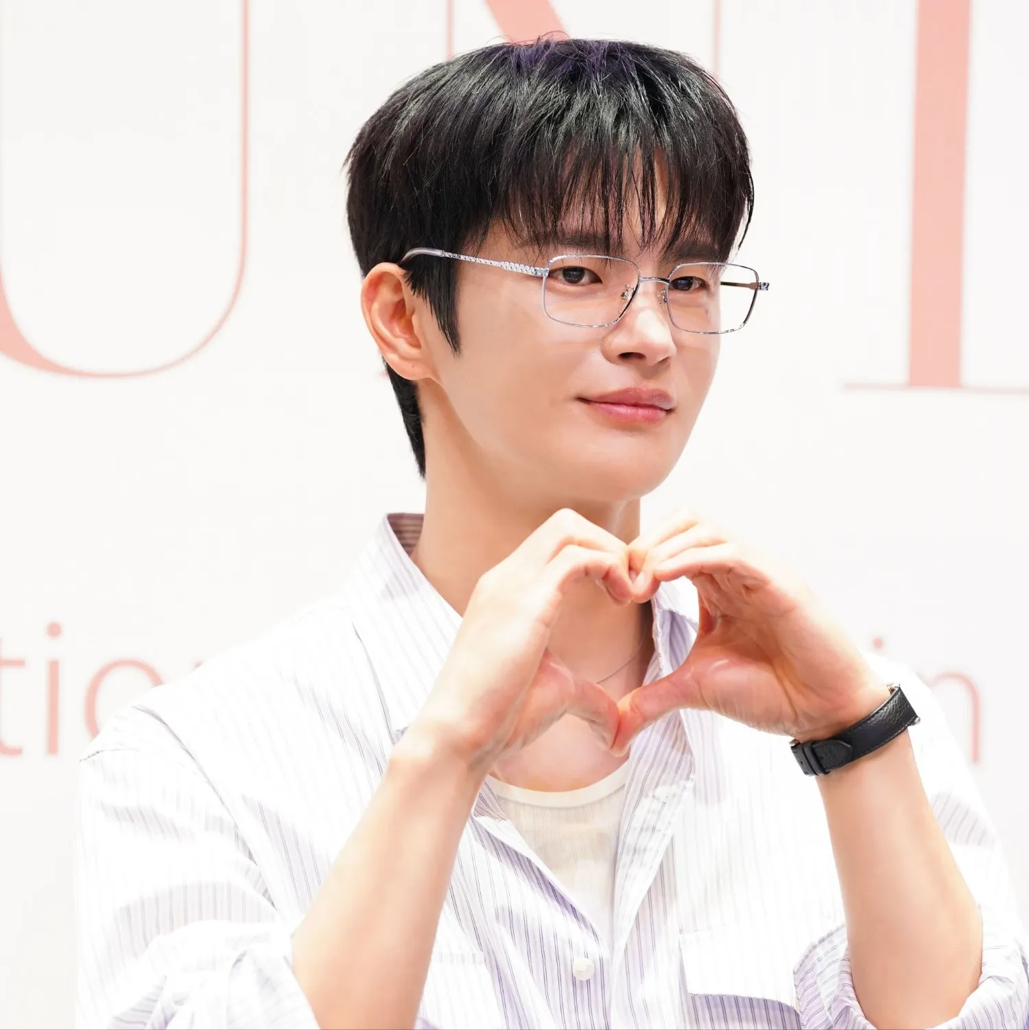 Momen yang diabadikan oleh penggemar Seo Inguk