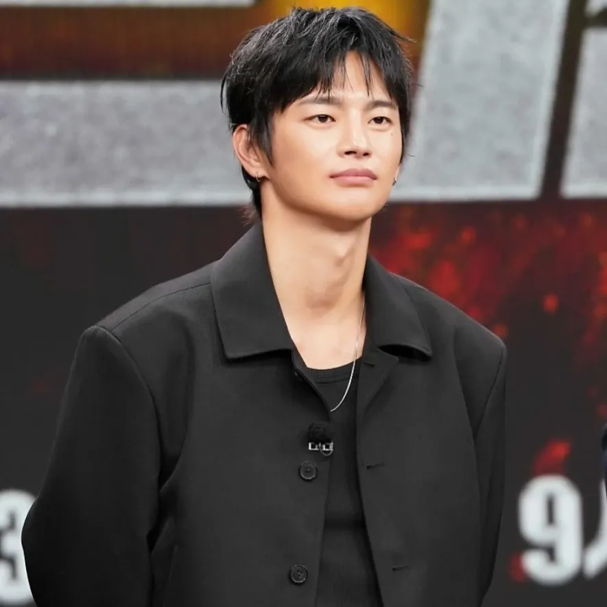 A moment captured by a fan of Seo Inguk