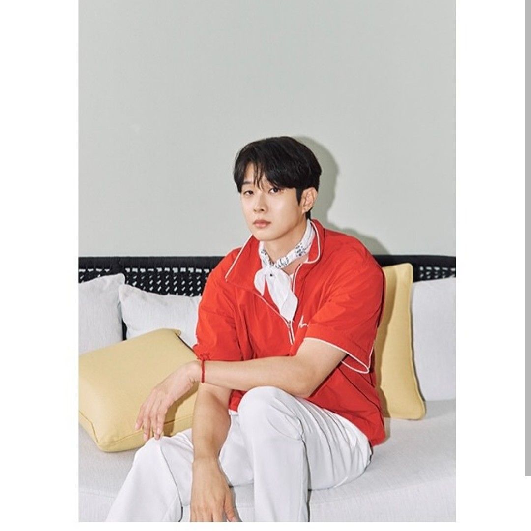 Latest photo of Choi Wooshik