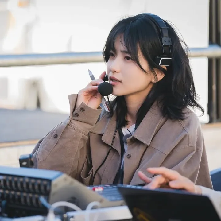 Behind-the-scenes cut of Kim Taeri