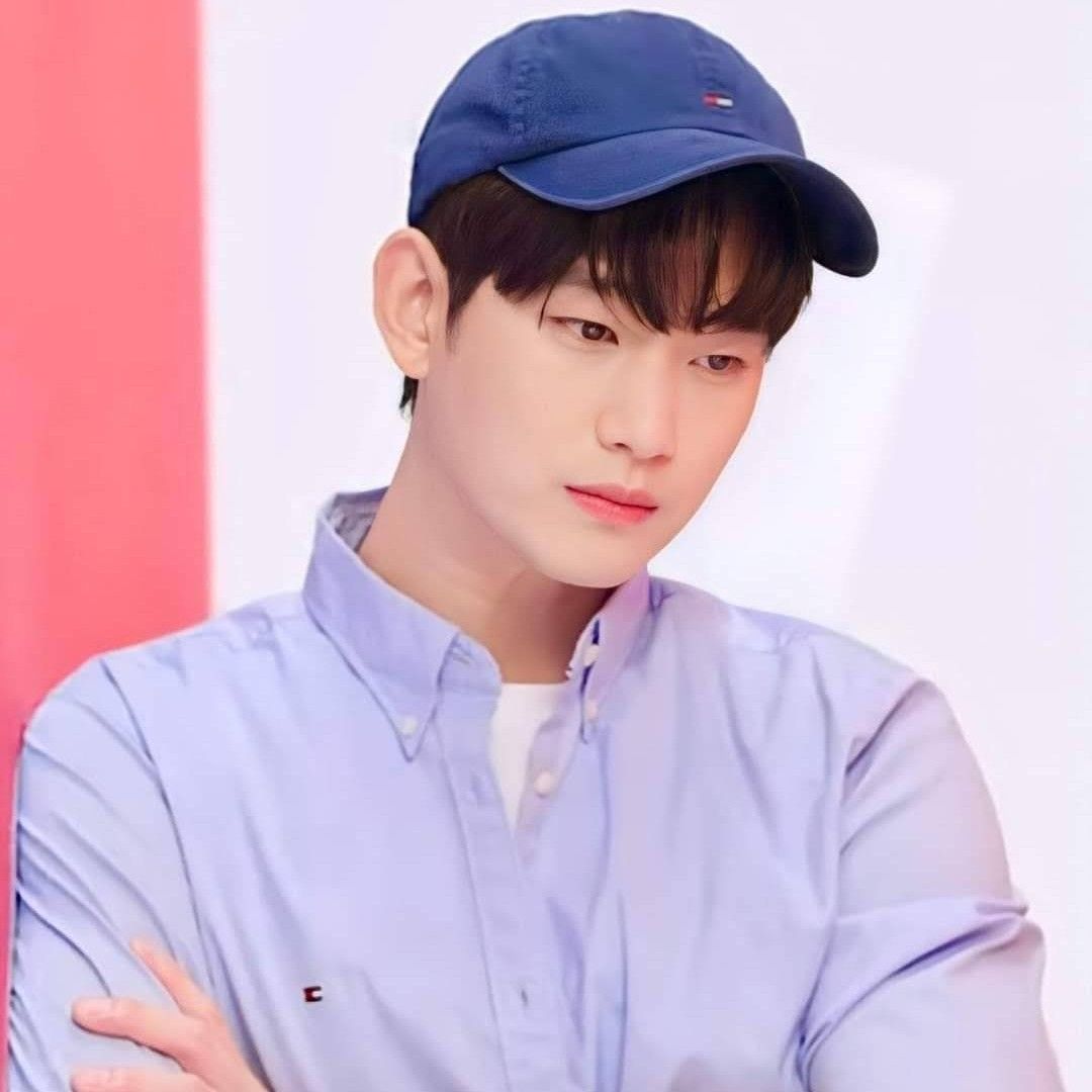 金秀賢的幕後花絮