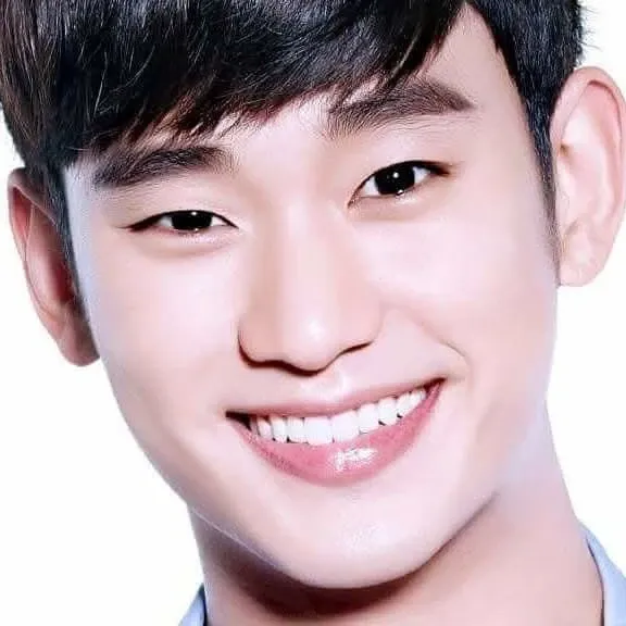 Momen yang diabadikan oleh penggemar Kim Soohyun