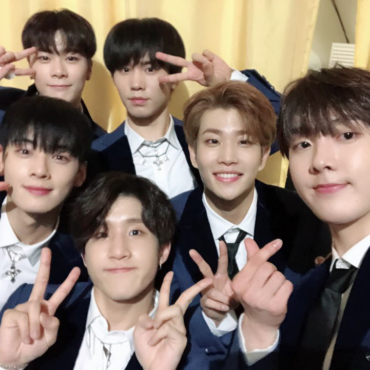 Recent activity shot of Cha Eunwoo