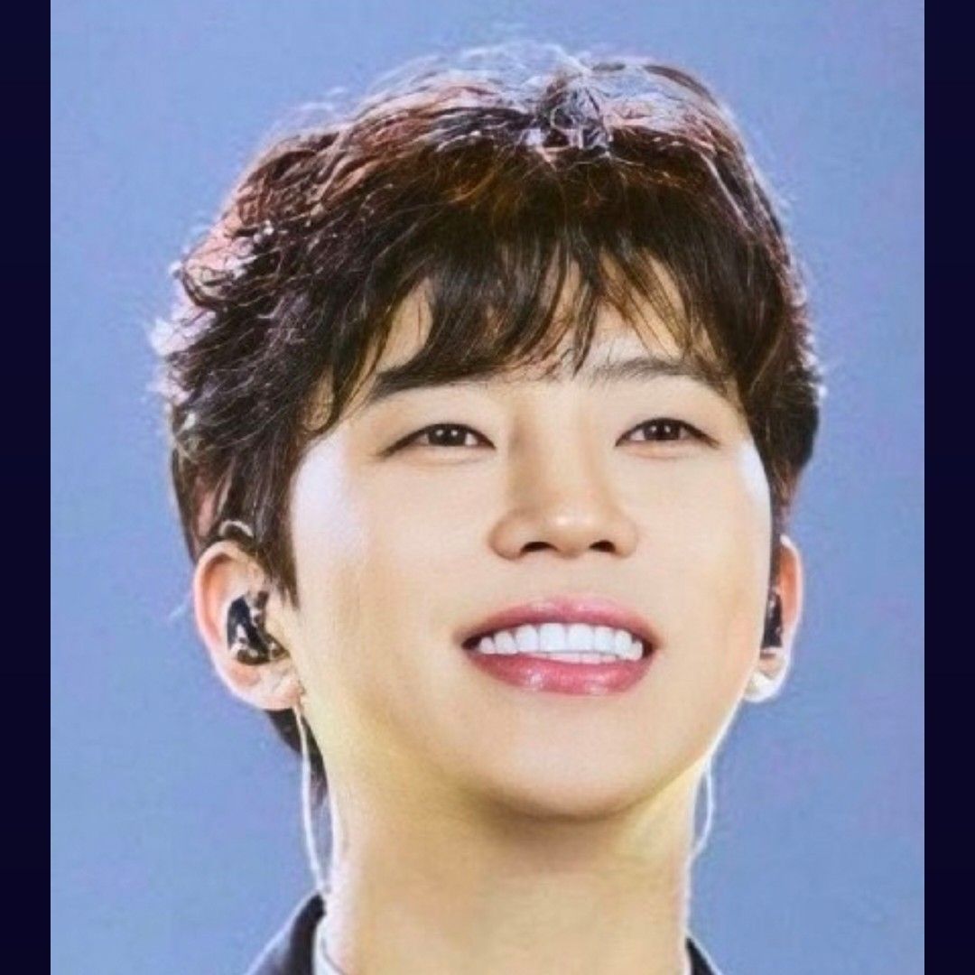 Foto terbaru dari Lim Youngwoong