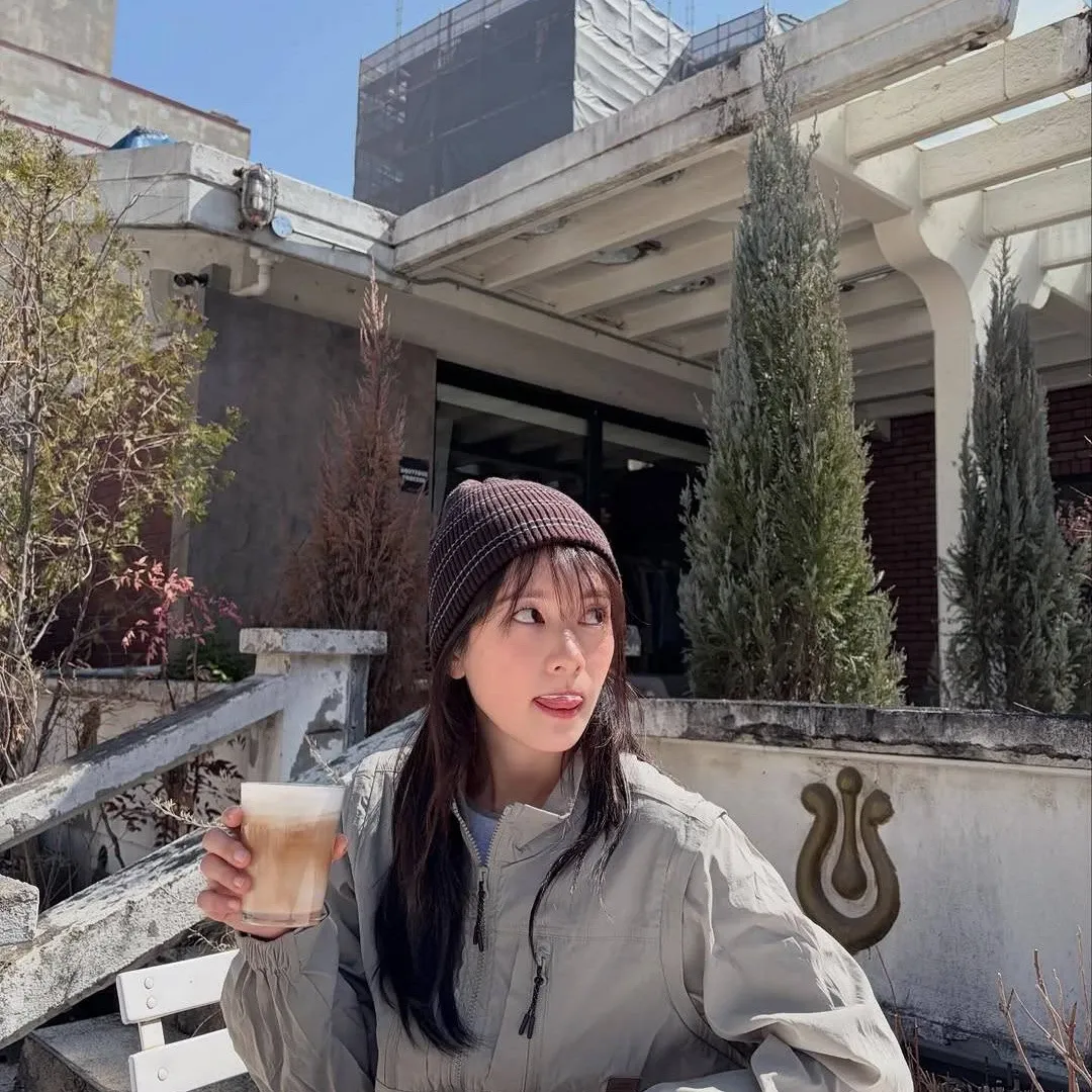 Recent activity shot of Jung Somin