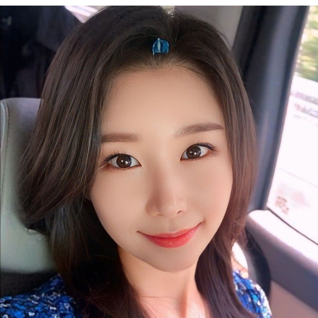 A moment captured by a fan of Lee Sona