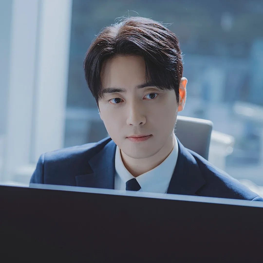 Latest photo of Lee Joonhyuk