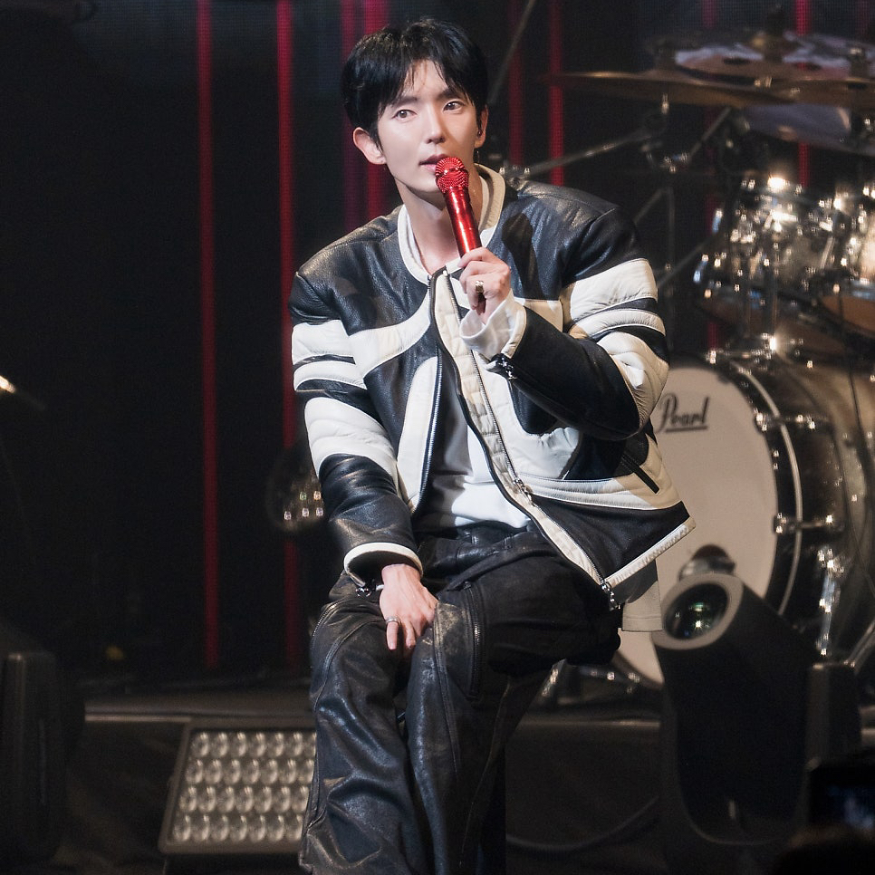 Recent activity shot of Lee Joongi