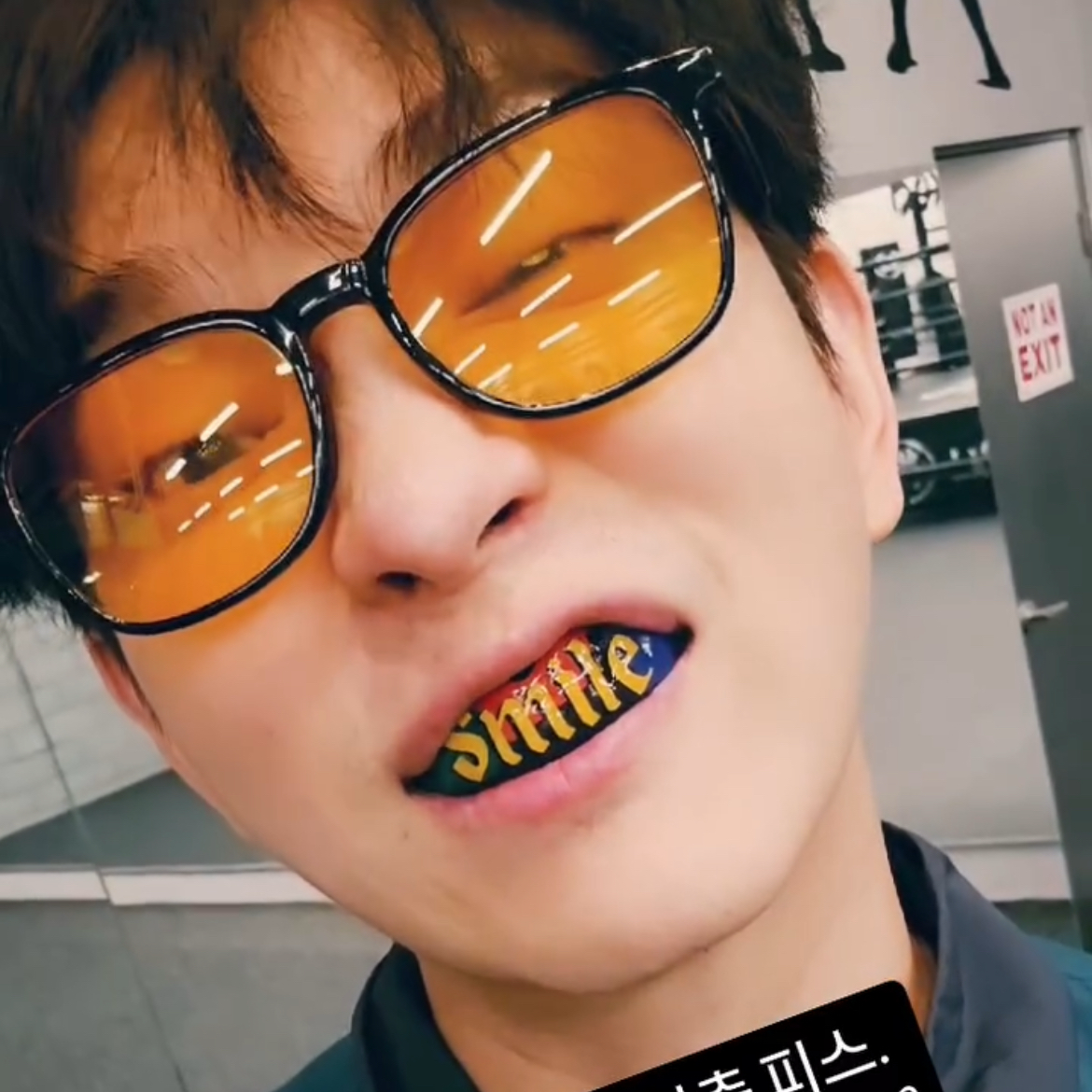 Behind-the-scenes cut of Yoon Kyunsang