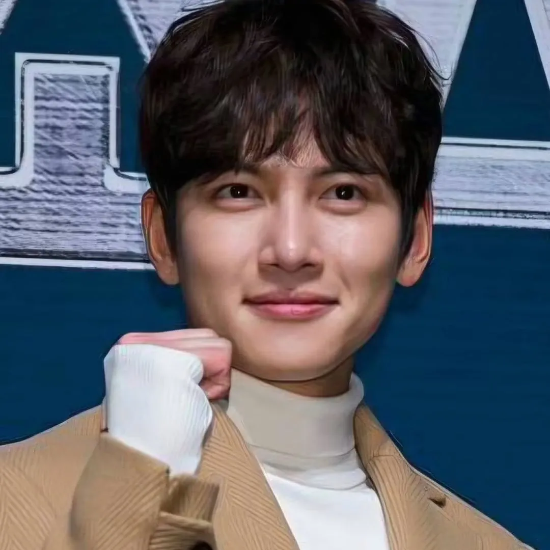 A moment captured by a fan of Ji Changwook