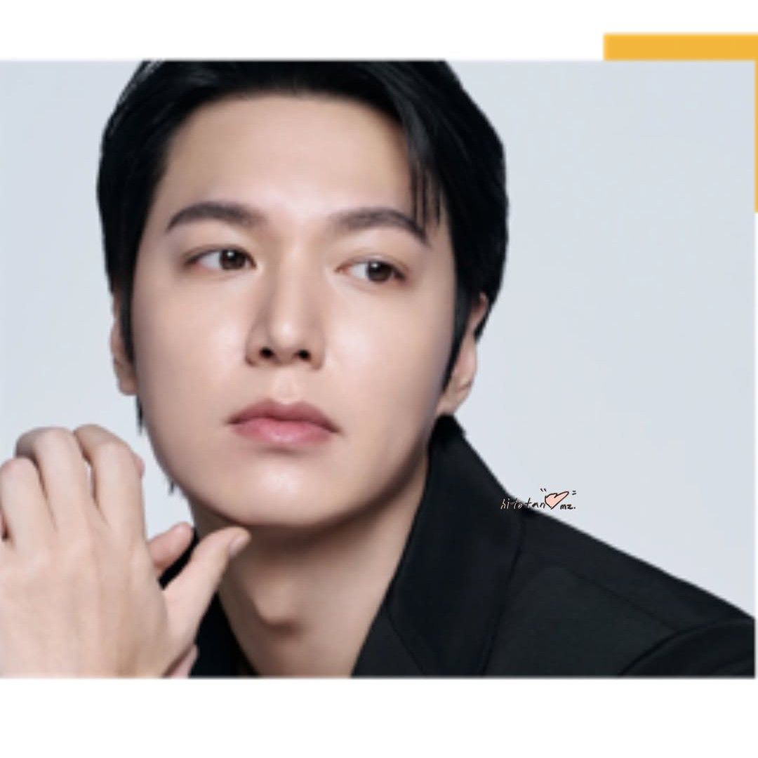 粉絲拍下的李敏鎬瞬間