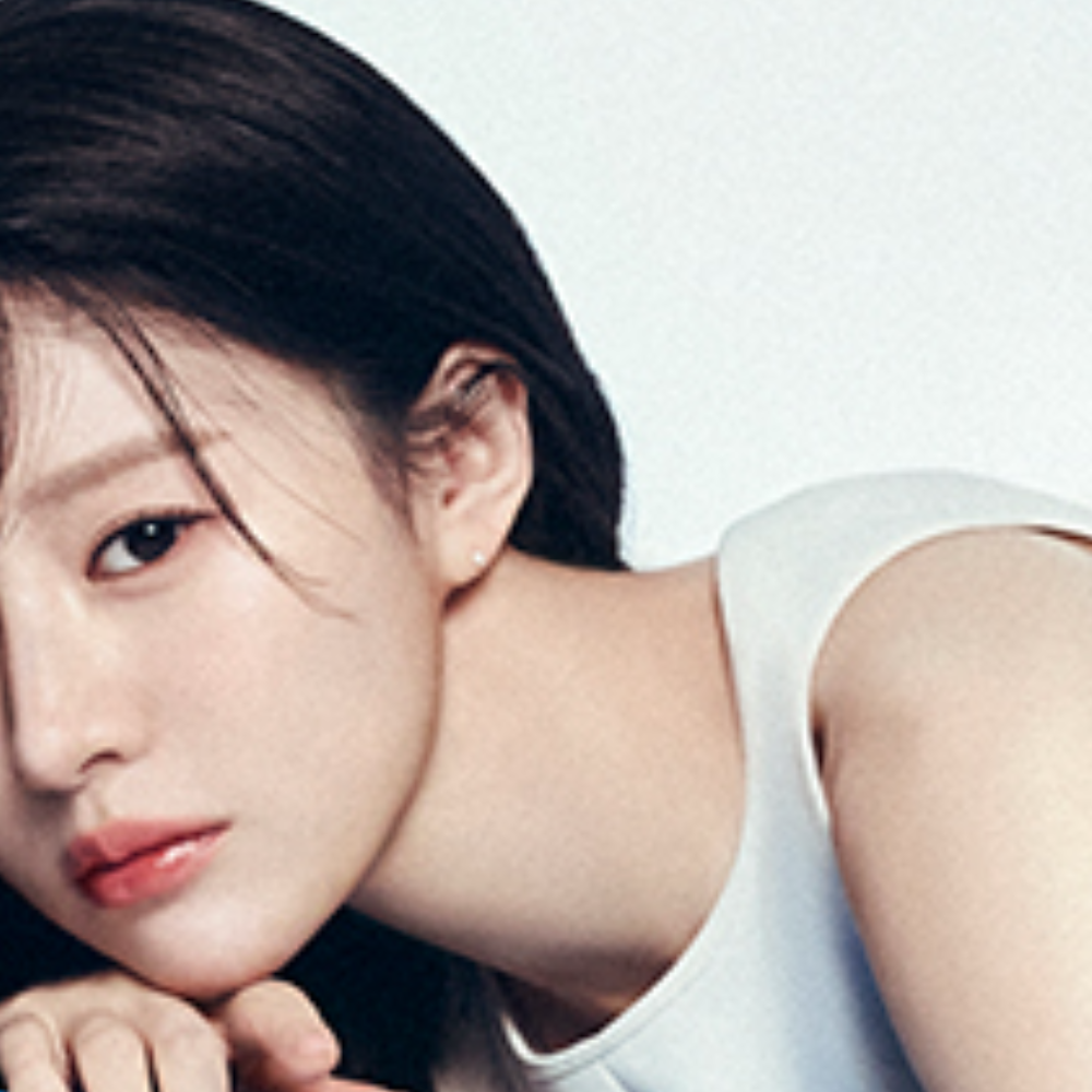 Recent activity shot of Go Younjung