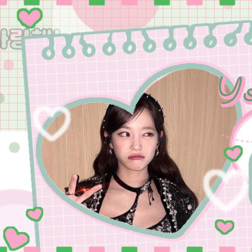 Behind-the-scenes cut of Kim Sejeong