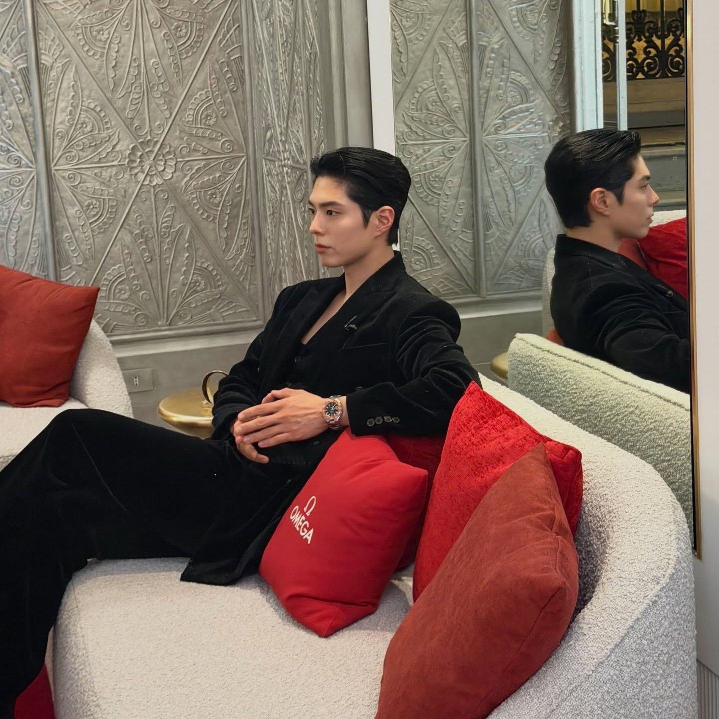 Recent activity shot of Park Bogum