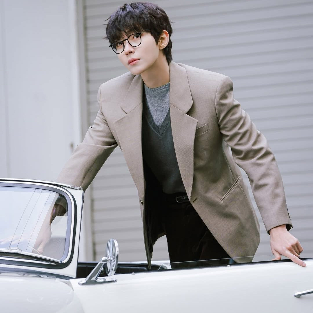 황인엽 최근 활동샷