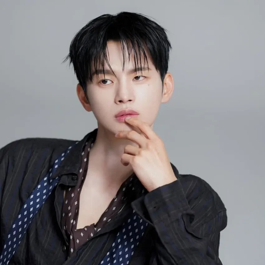 Cuplikan di balik layar dari Seo Inguk