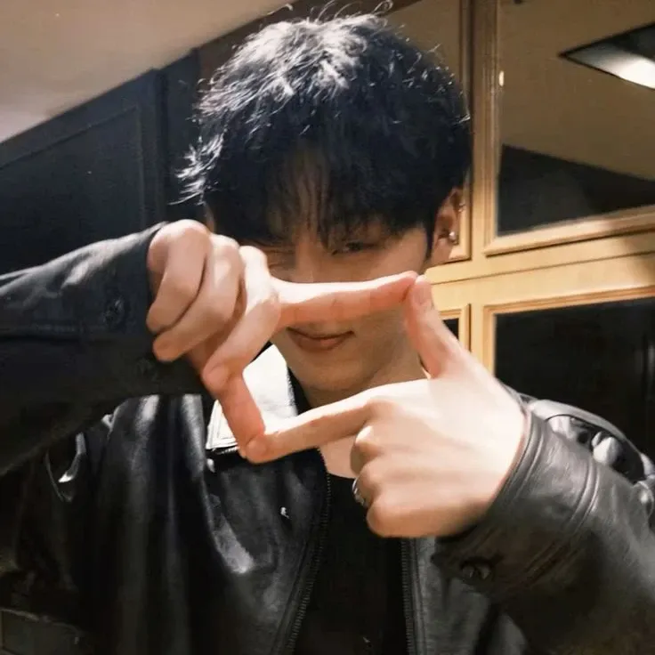 Recent activity shot of Choi Hyunwook