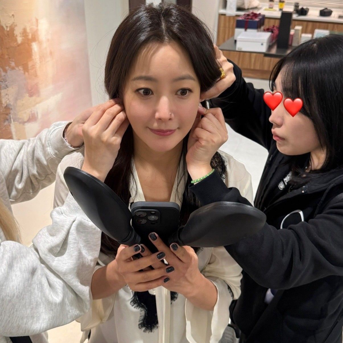 Recent activity shot of Kim Heesun