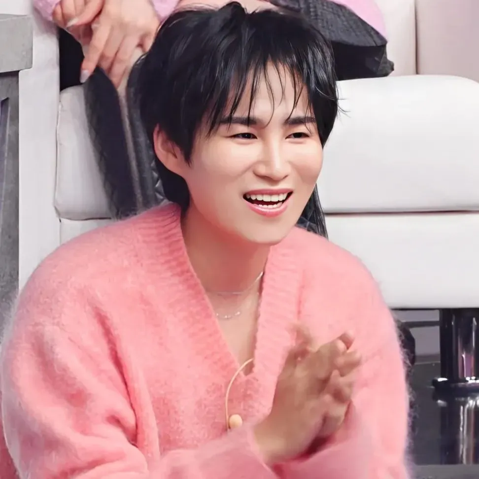 Cuplikan di balik layar dari Kim Heejae