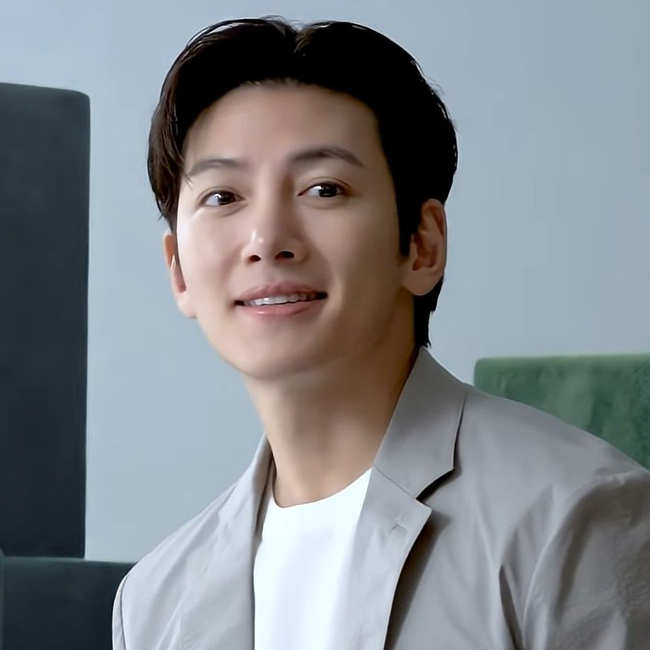 A moment captured by a fan of Ji Changwook