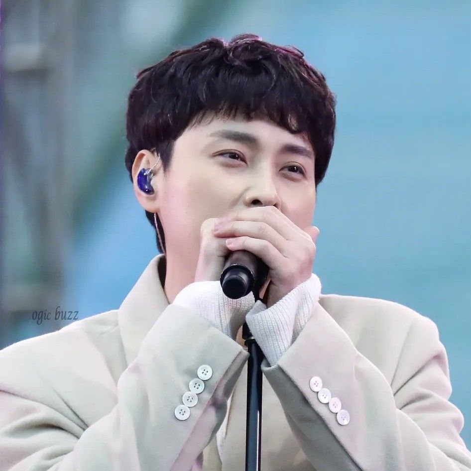 Latest photo of Min Kyunghoon