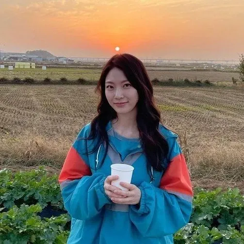 Behind-the-scenes cut of Gong Seungyeon