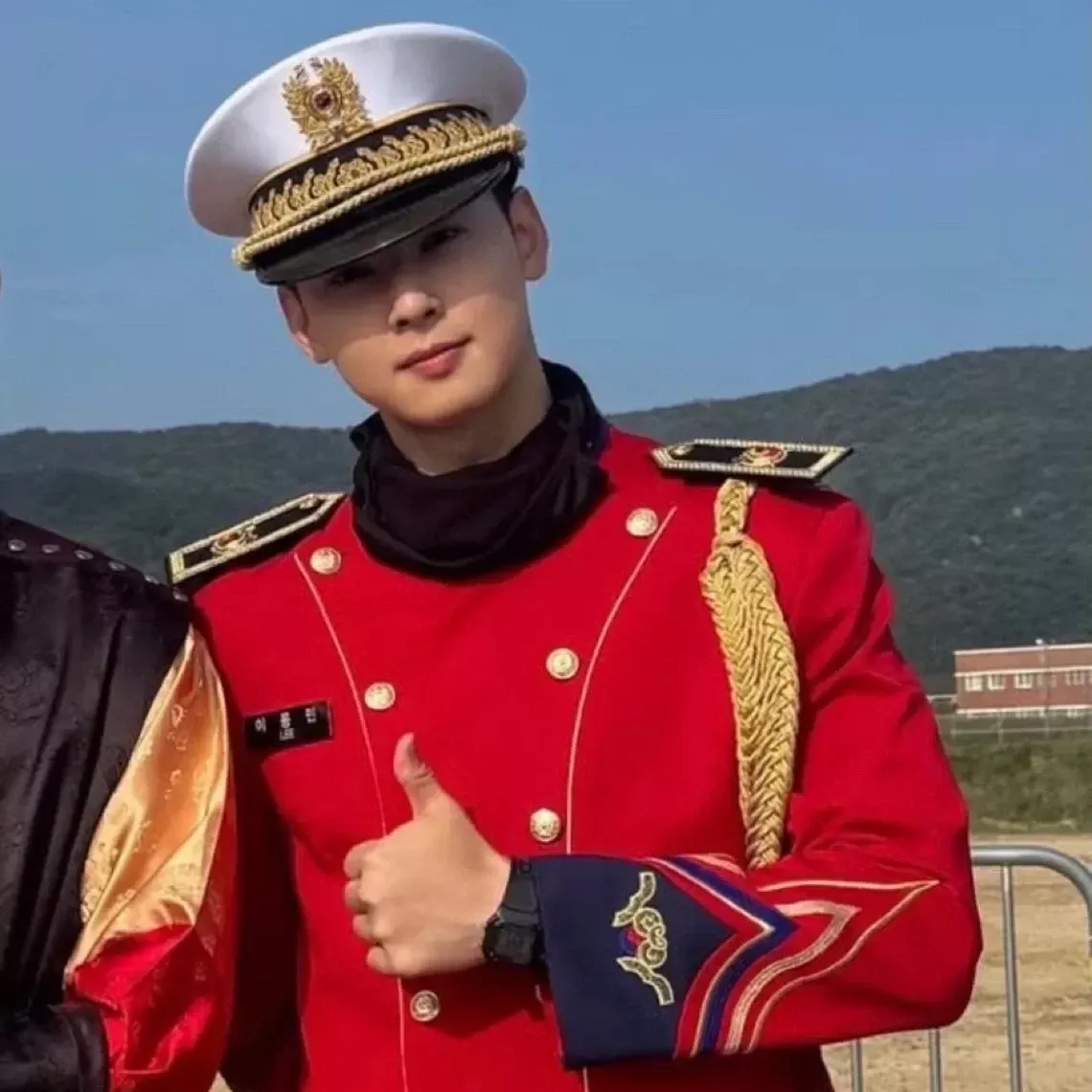 Recent activity shot of Cha Eunwoo