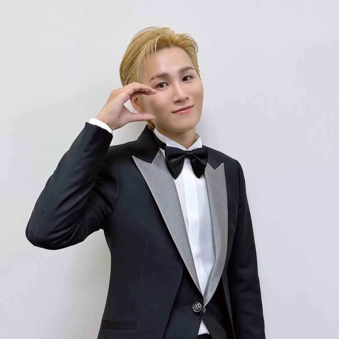 粉丝拍下的金熙栽瞬间