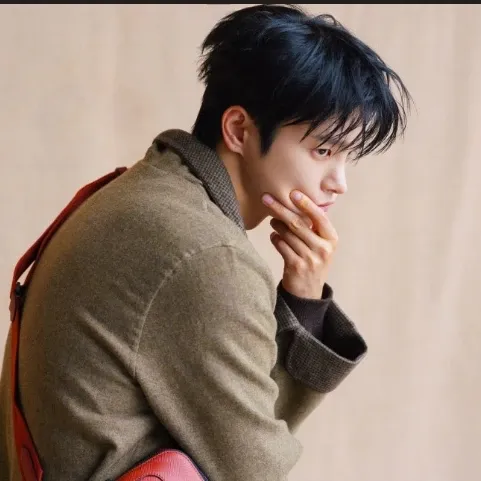 Foto kegiatan terbaru dari Seo Inguk
