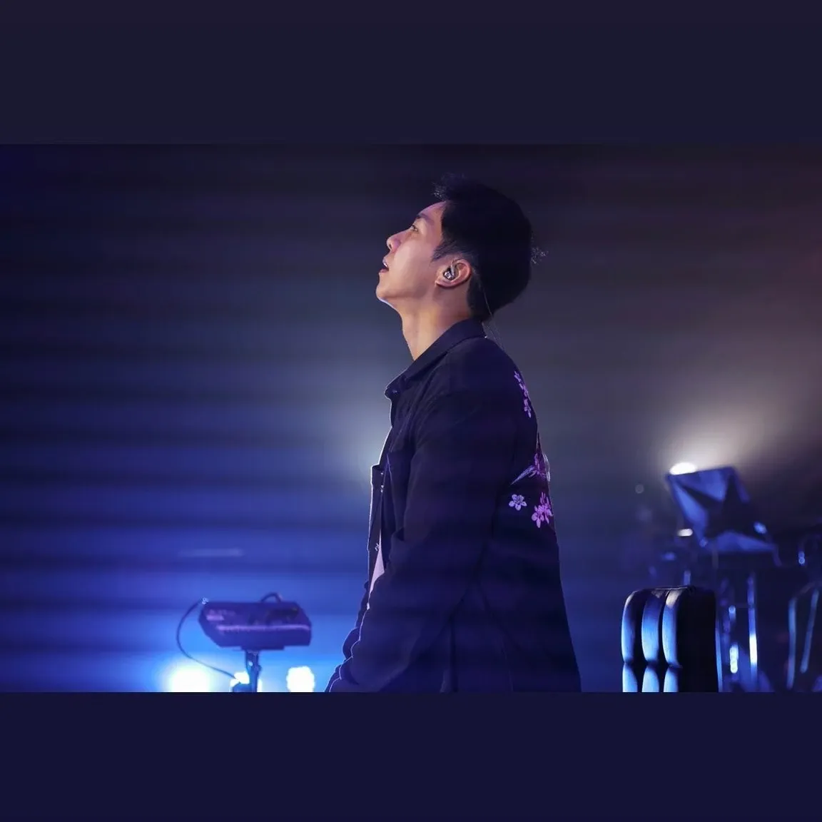 Momen yang diabadikan oleh penggemar Lee Seunggi