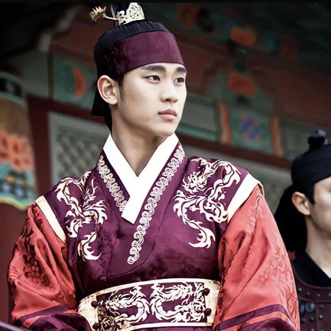 Behind-the-scenes cut of Kim Soohyun