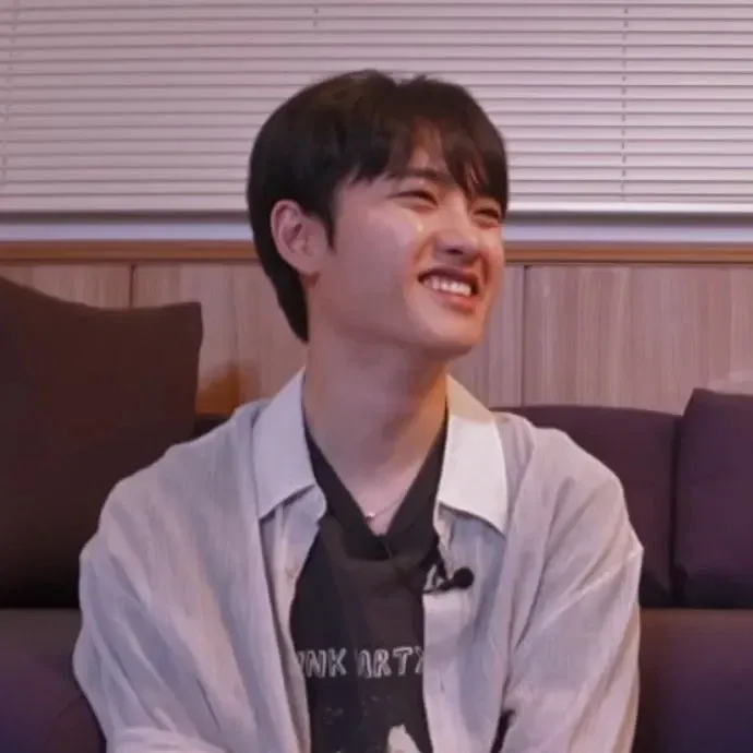 도경수 (디오)의 비하인드 컷