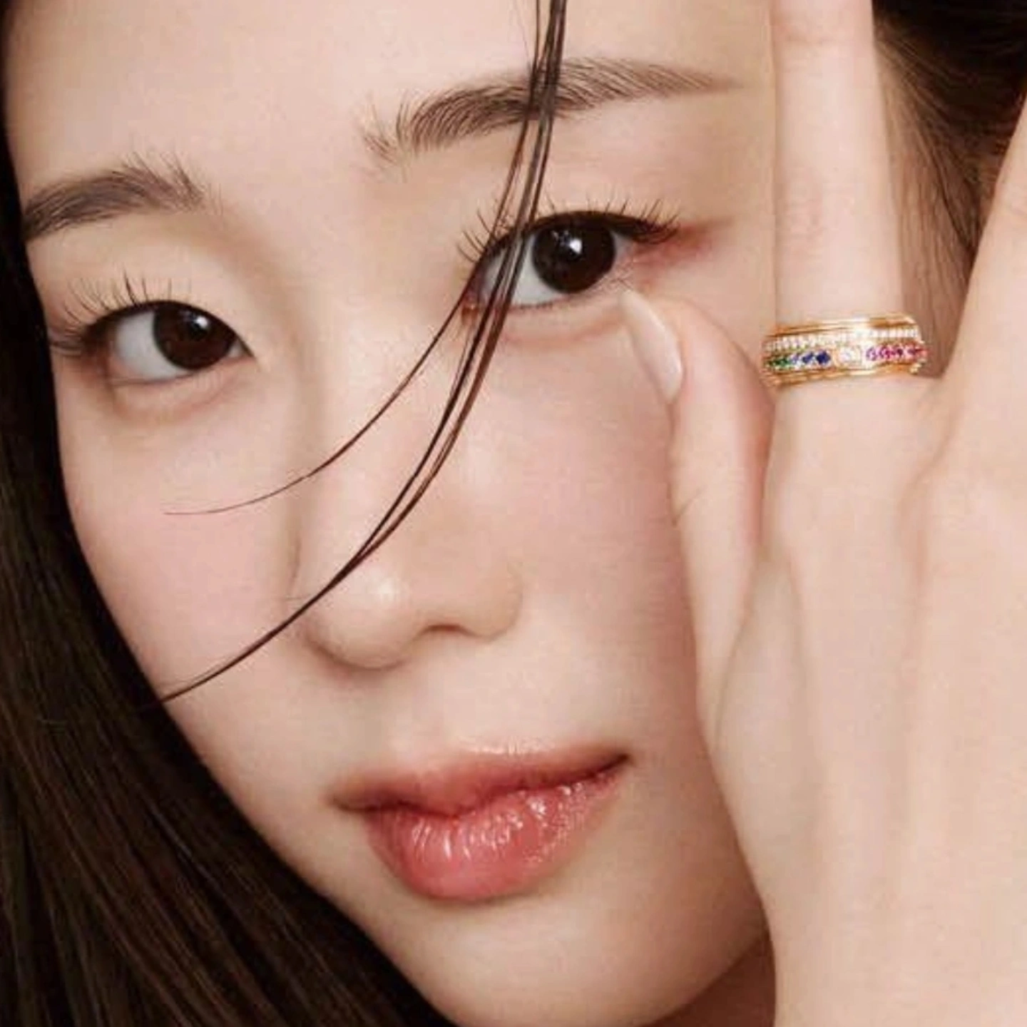 Behind-the-scenes cut of Han Yeji