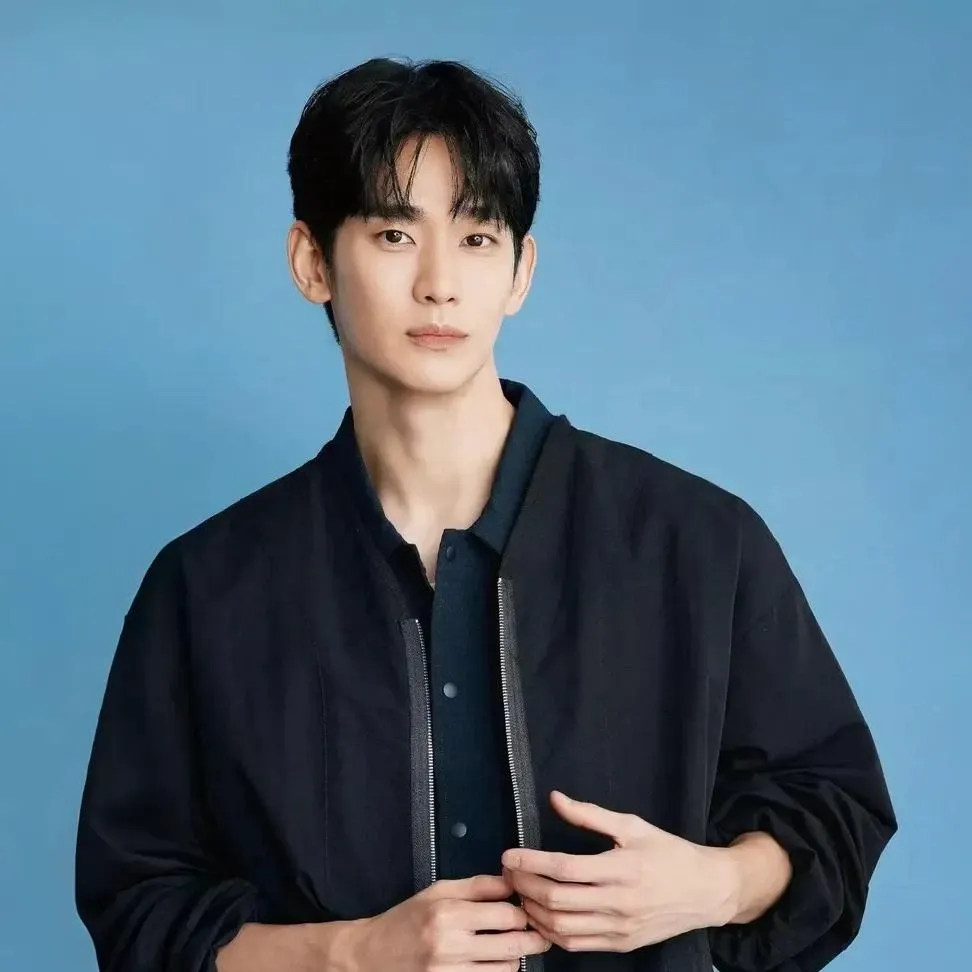 Behind-the-scenes cut of Kim Soohyun
