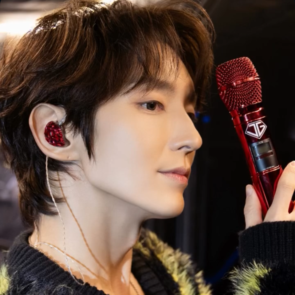Recent activity shot of Lee Joongi