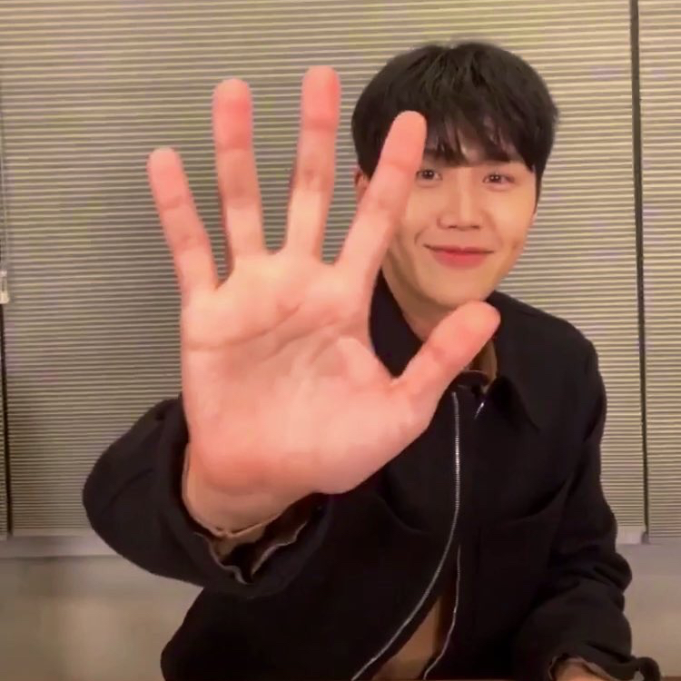 김선호의 비하인드 컷