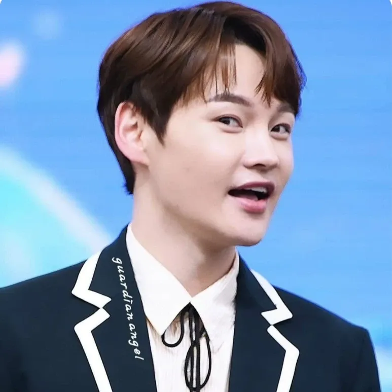 박서진의 최신 사진