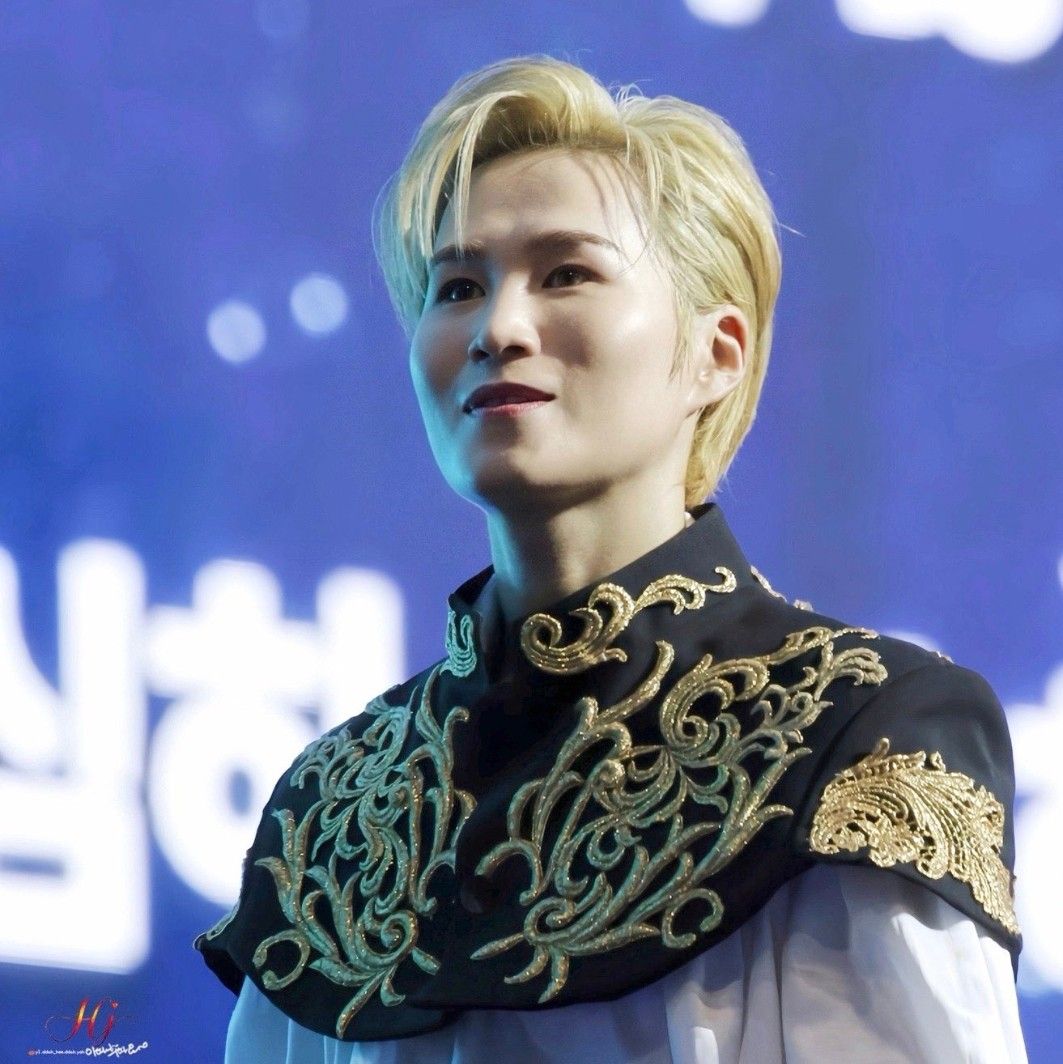 Behind-the-scenes cut of Kim Heejae