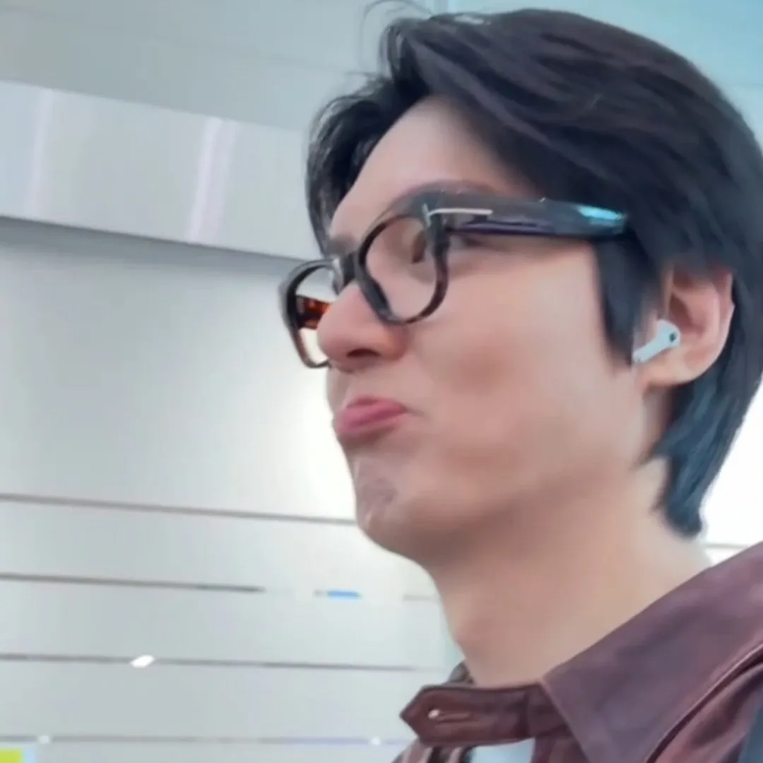Recent activity shot of Lee Minho